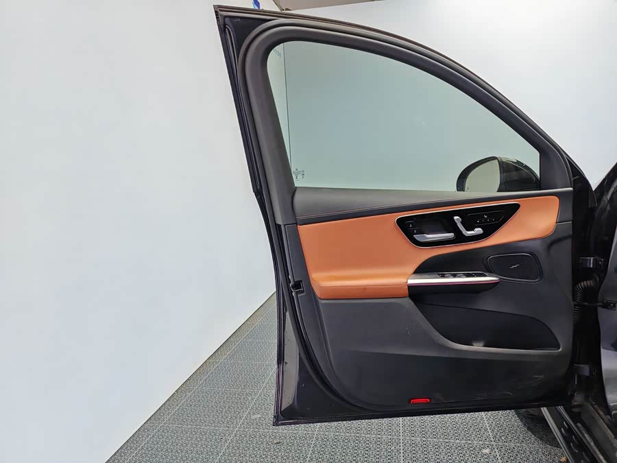 Mercedes-Benz GLC-Class 2023, фото 13