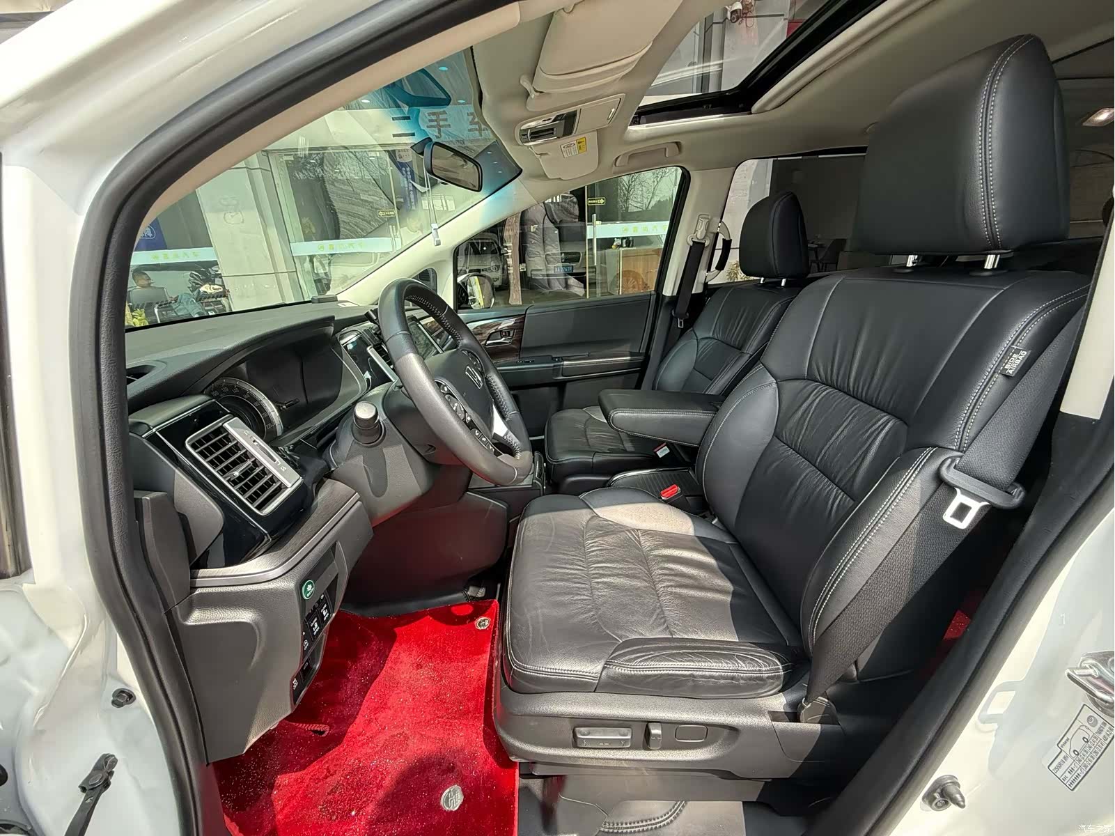 Honda Elysion, 2017 4