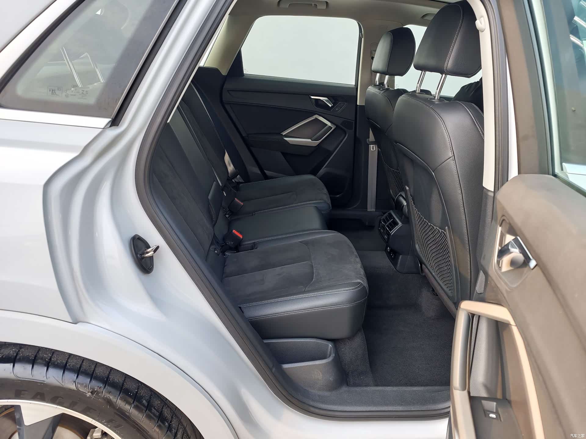 Audi Q3, 2021 8
