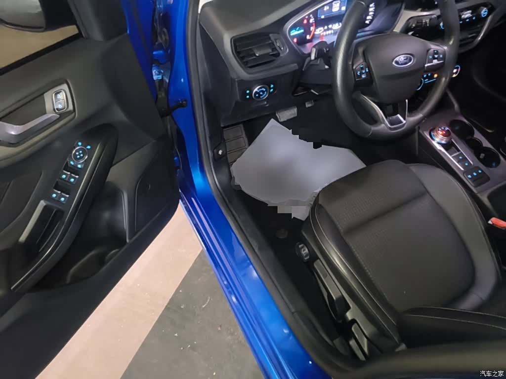 Ford Focus, 2019 16