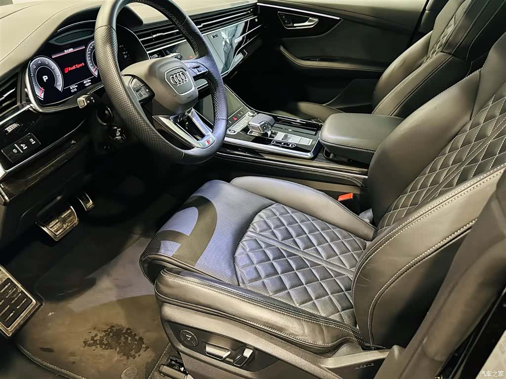 Audi Q8, 2024 10