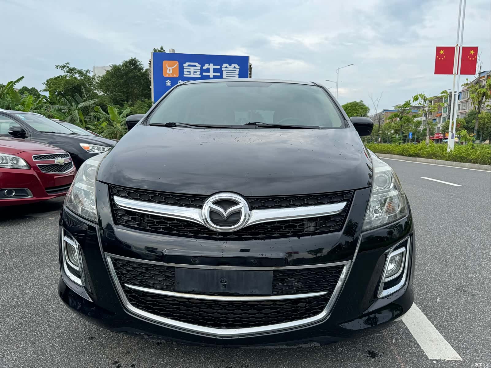 Mazda 8, 2012 2