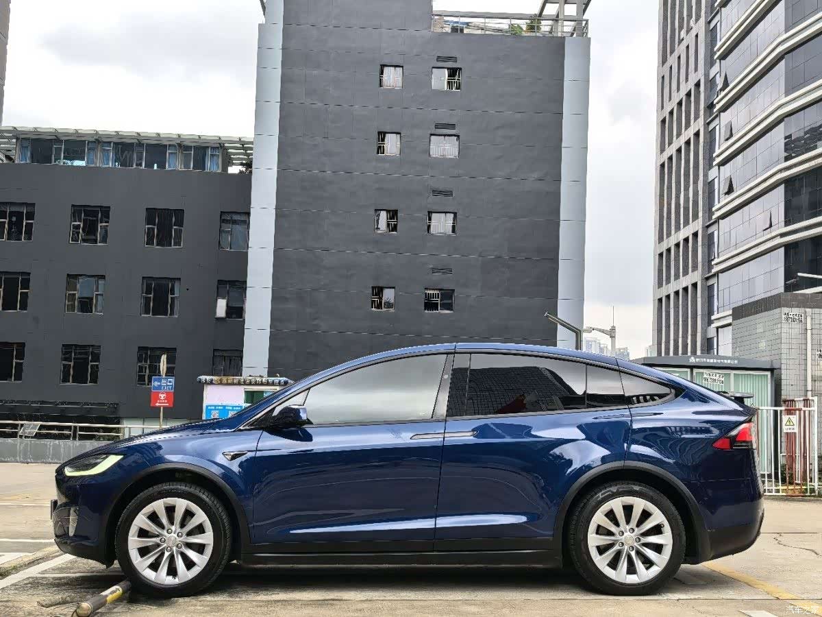Tesla Model X, 2017 4