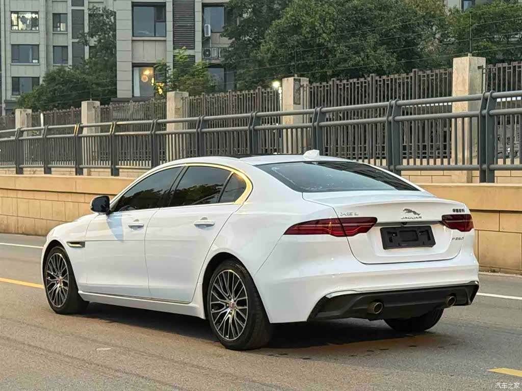 Land Rover XEL, 2021 все фото