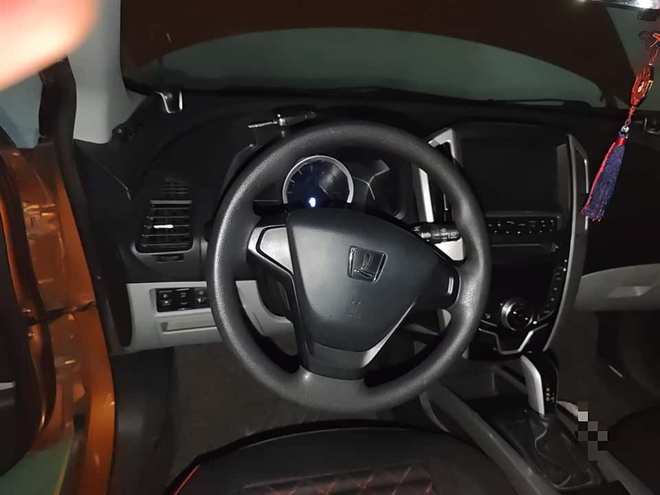 Luxgen Excellent 6 SUV