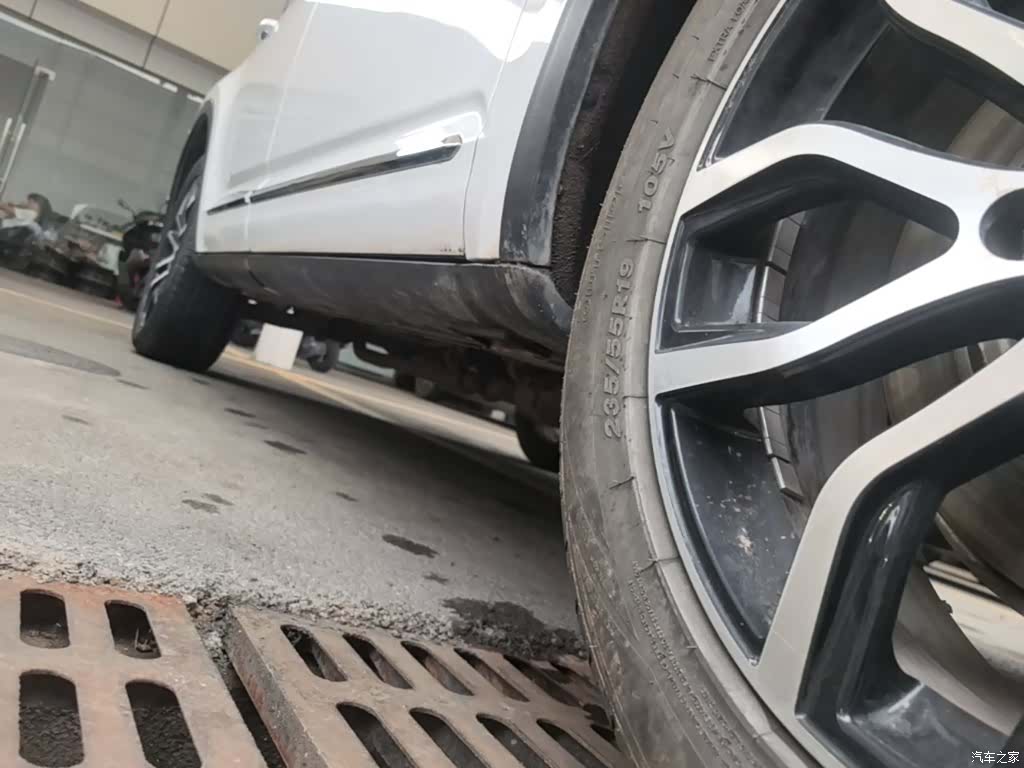 Zotye X7, 2017 21