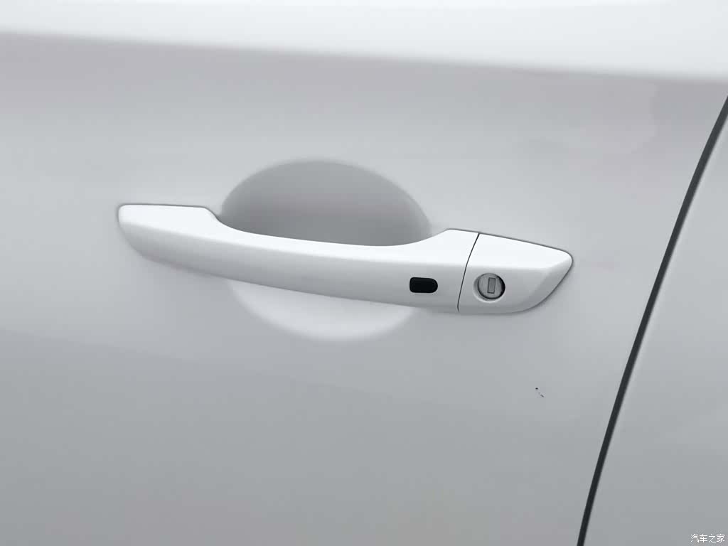 Changan Eado, 2022 18