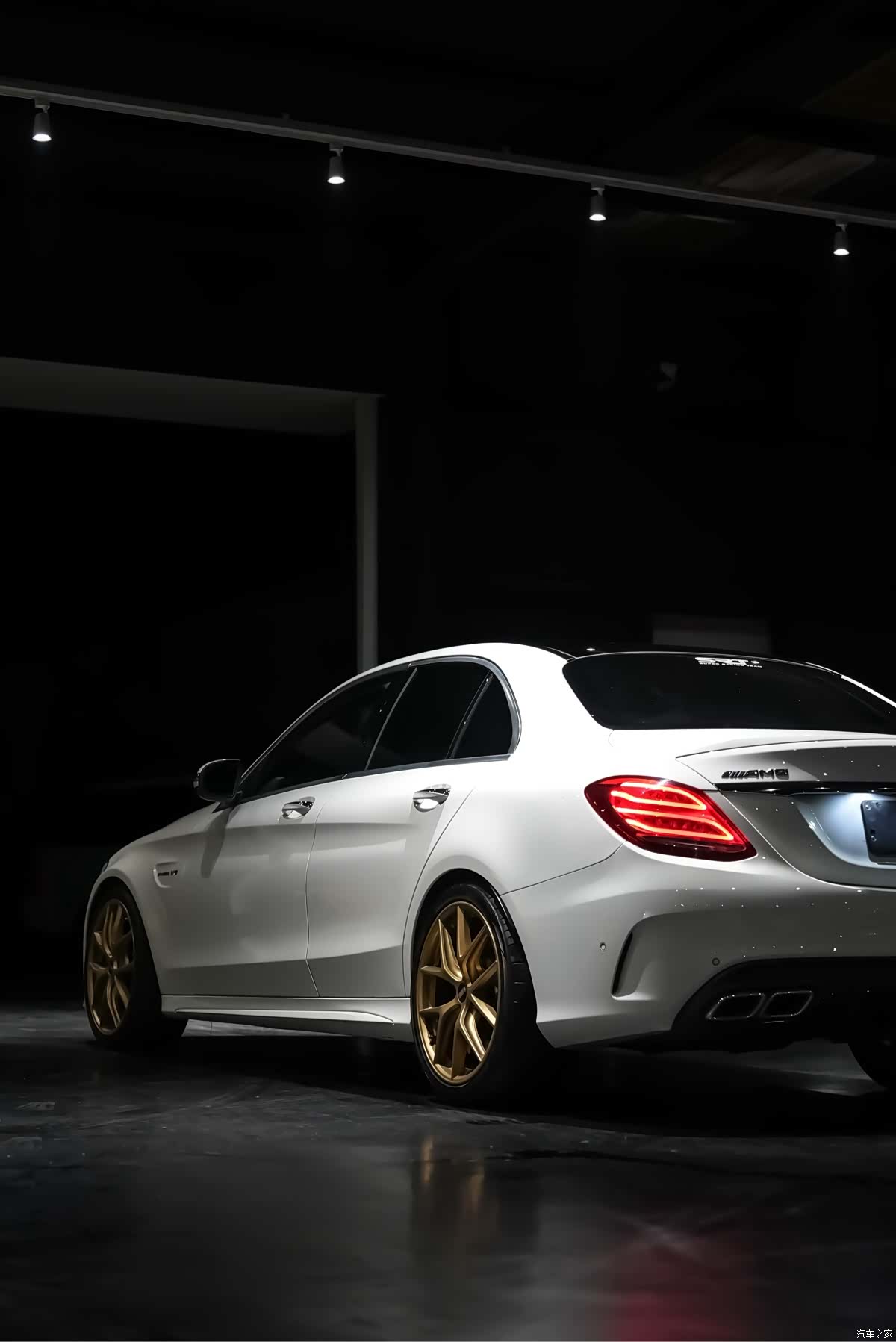 Mercedes-Benz C-Class, 2016 4