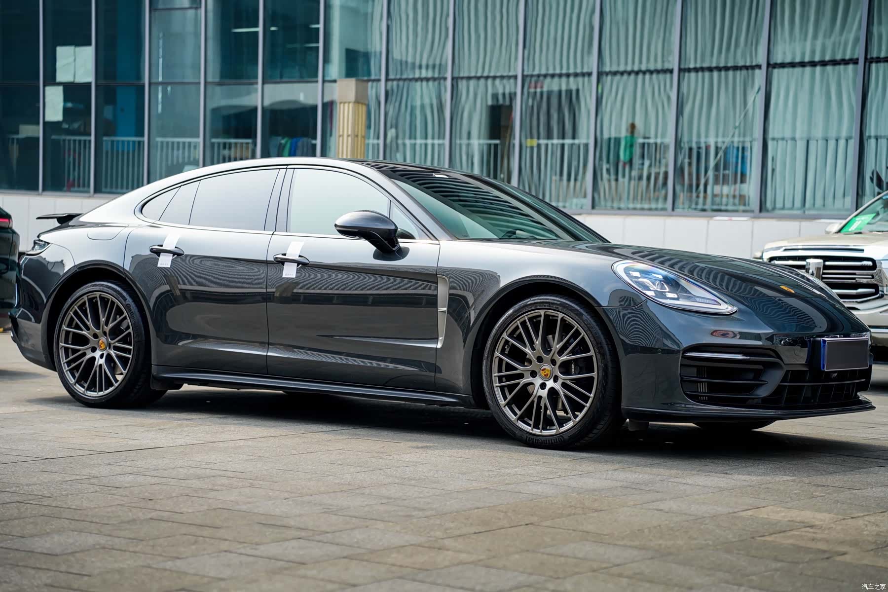 Porsche Panamera, 2022 3