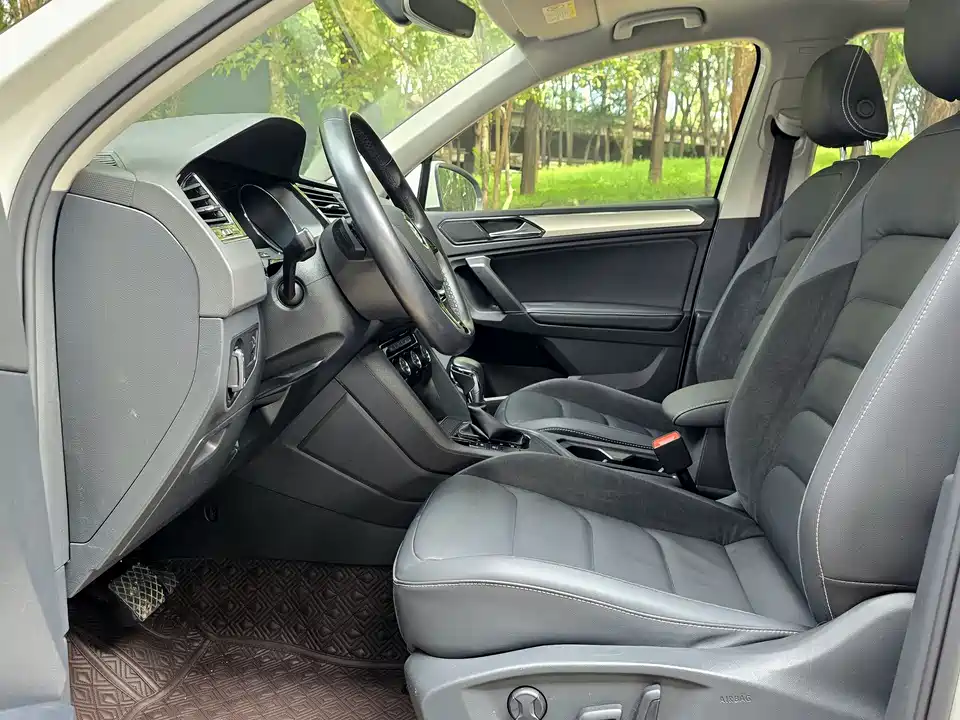 Volkswagen Tiguan L Volkswagen Tiguan L