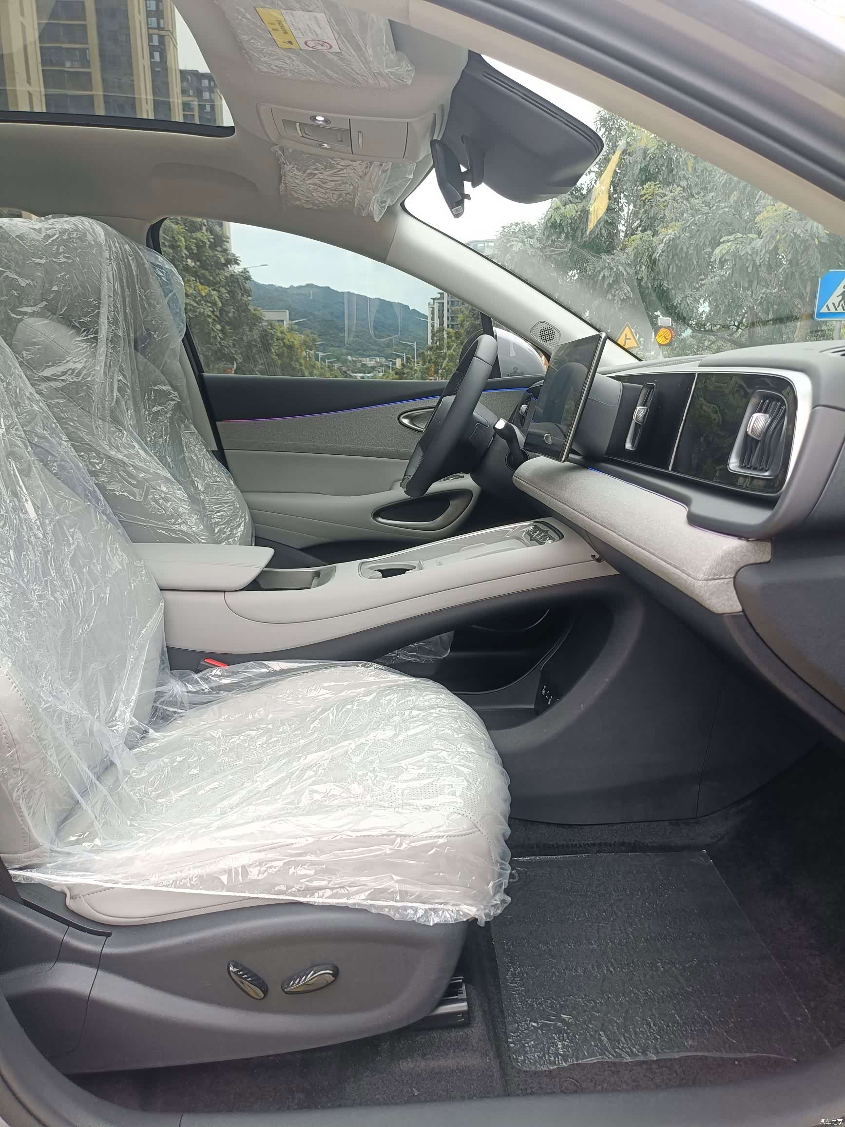BYD HiAce, 2025 все фото