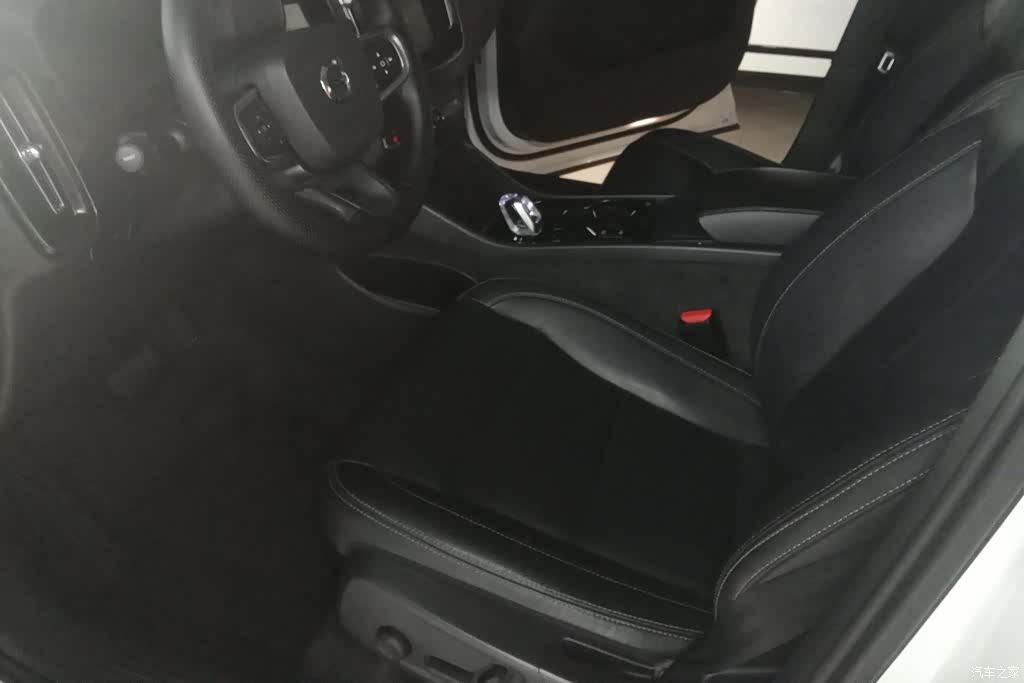 Volvo XC40, 2020 9