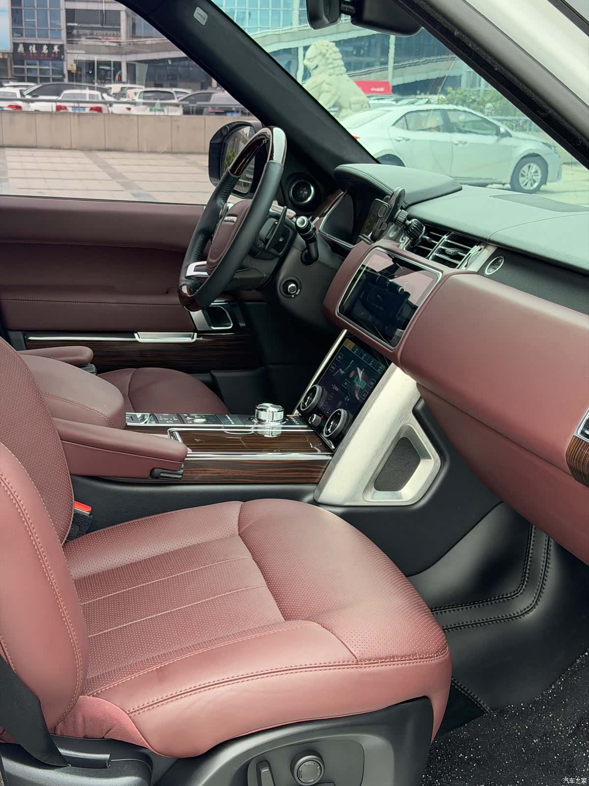 Land Rover Range Rover, 2019 11