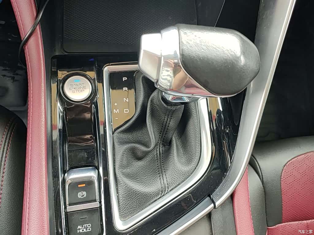 DongFeng AX7, 2021 14