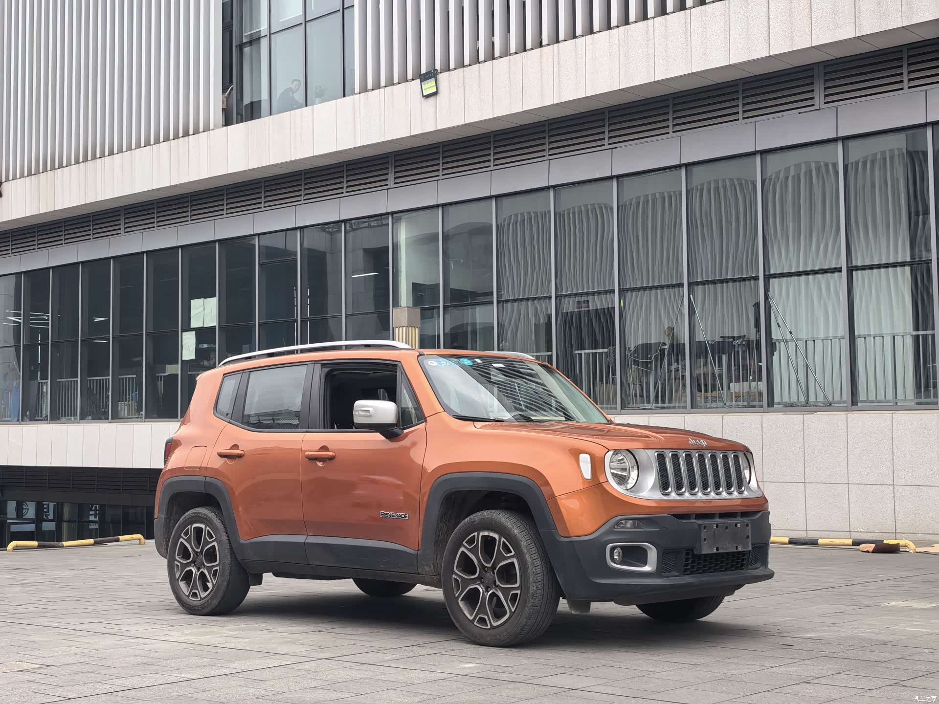 Jeep Renegade, 2017 3