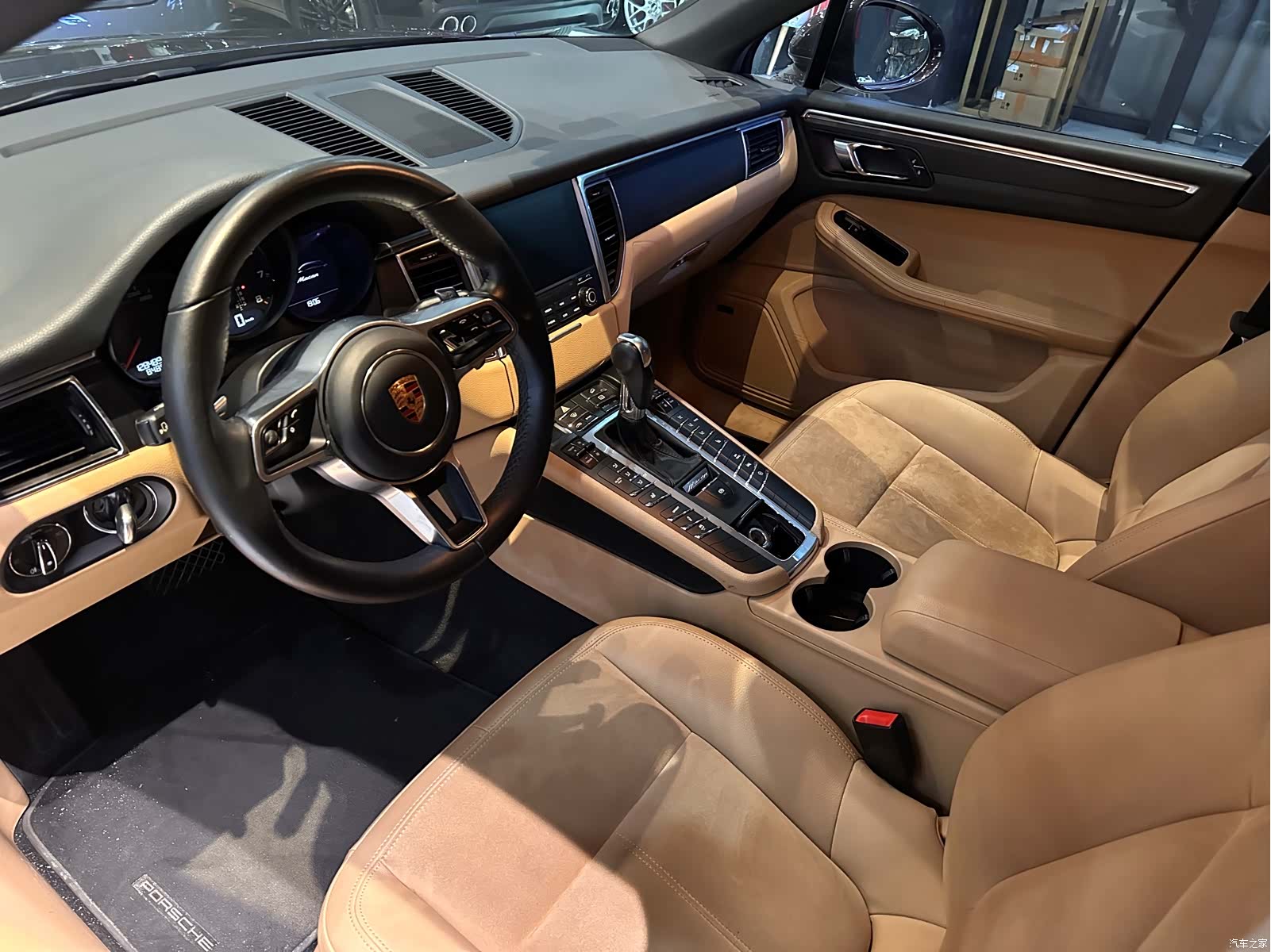 Porsche Macan, 2017 9
