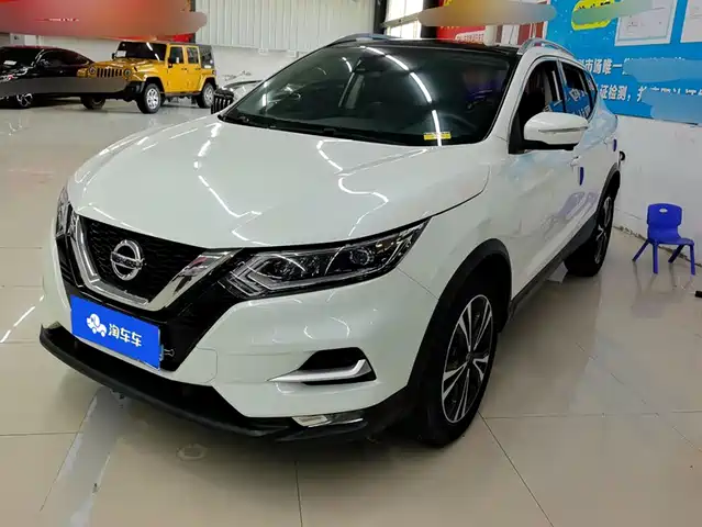 Nissan Qashqai 2022 — купить из Китая под заказ