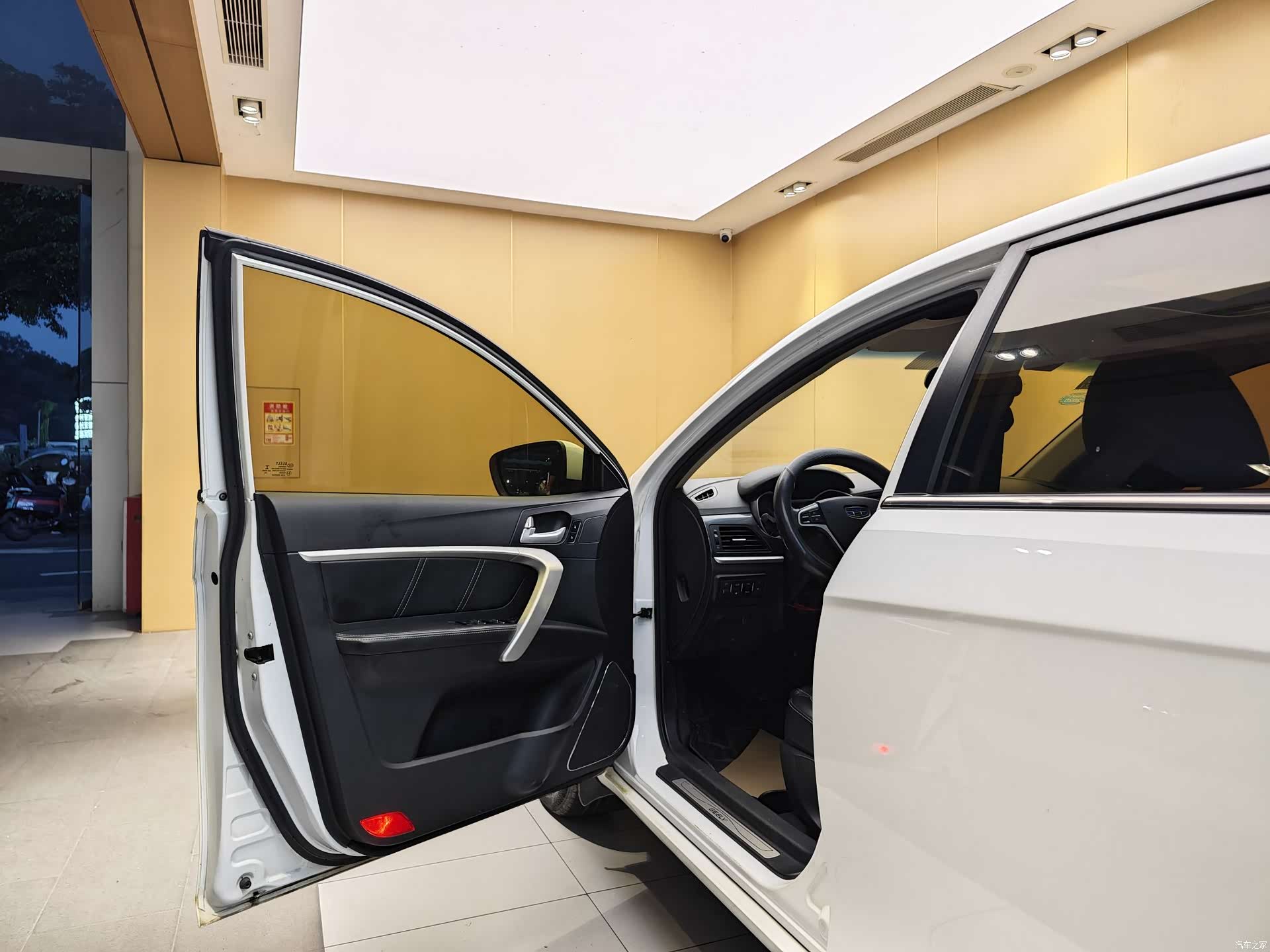 Geely Emgrand, 2017 7