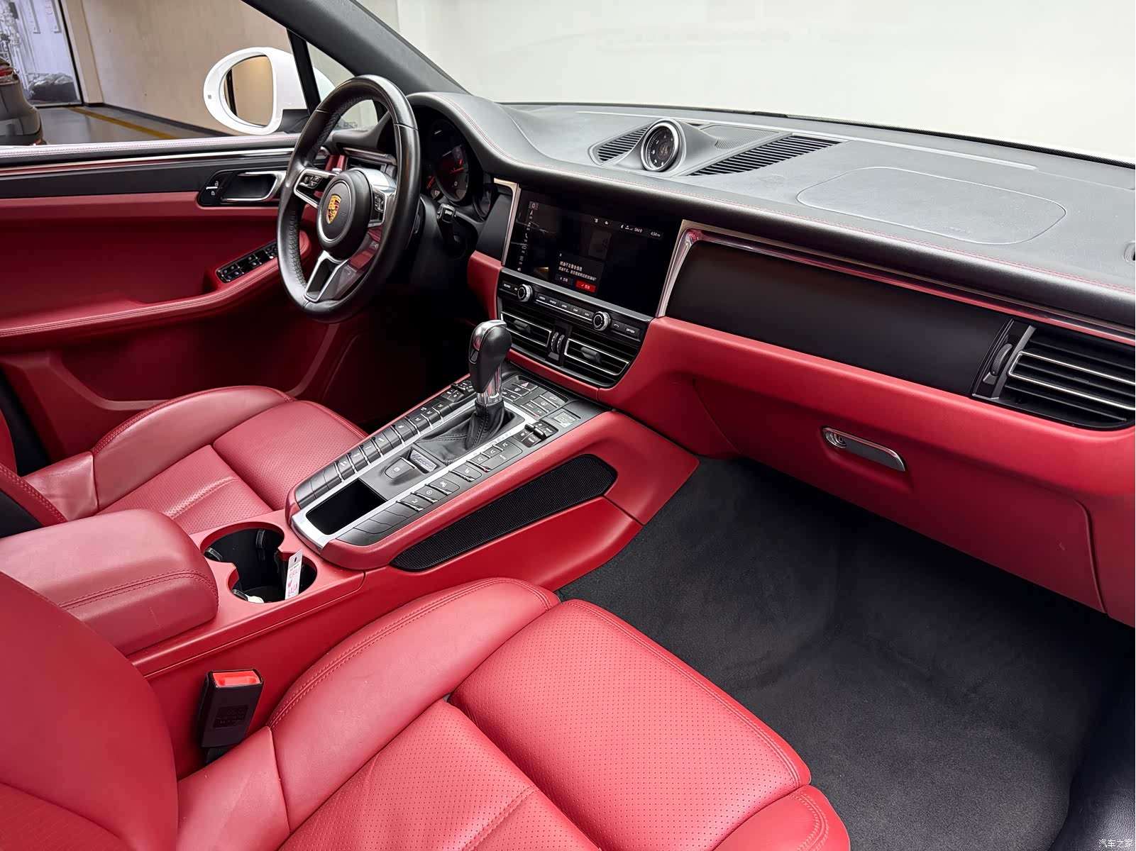 Porsche Macan, 2021 13
