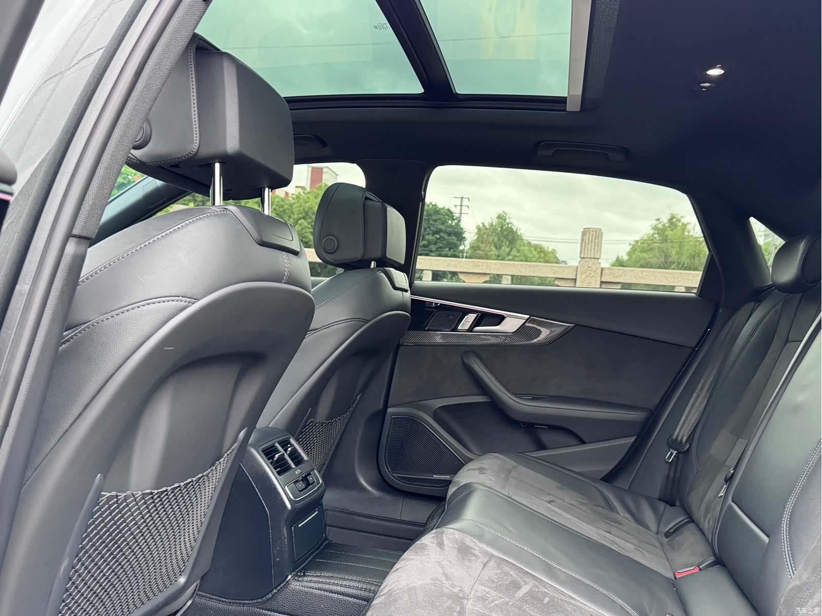 Audi A4L, 2024 10