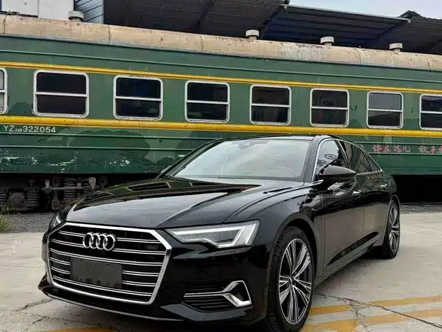 Audi A6L 2022 — купить из Китая под заказ