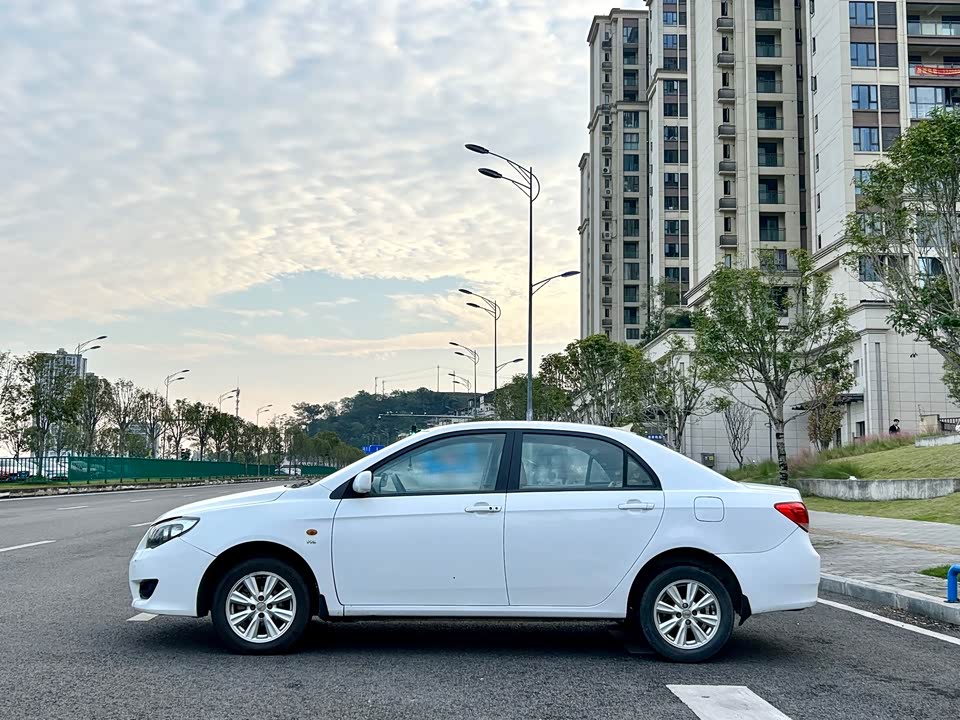 BYD L3
