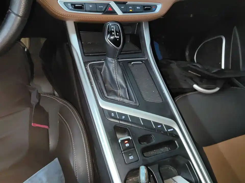 Geely Vision X6