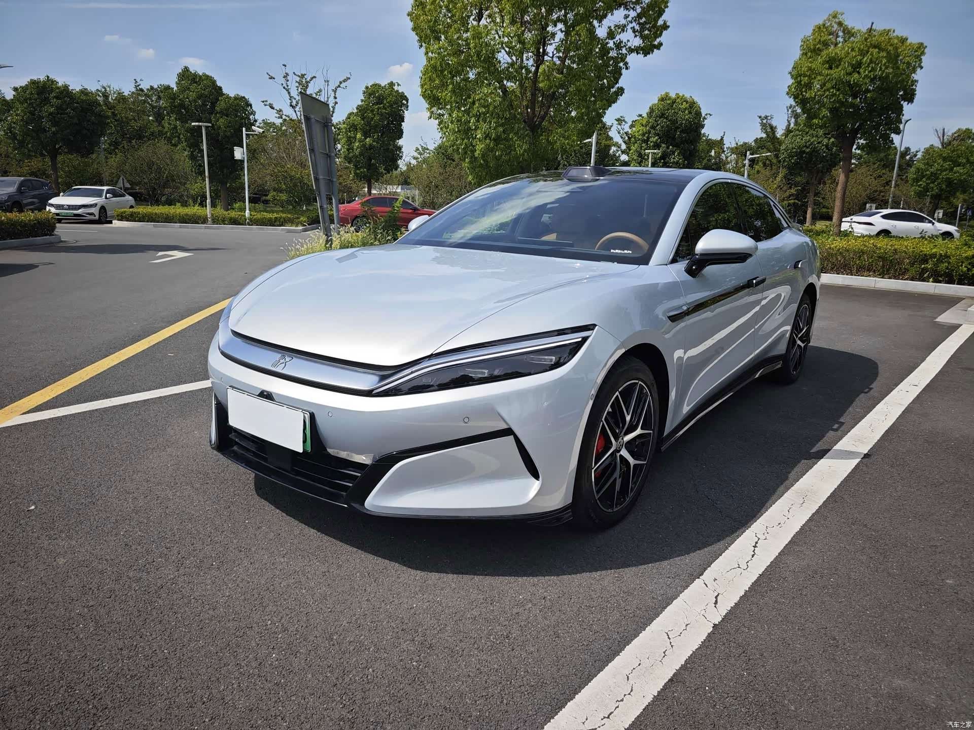 BYD Han, 2025 1