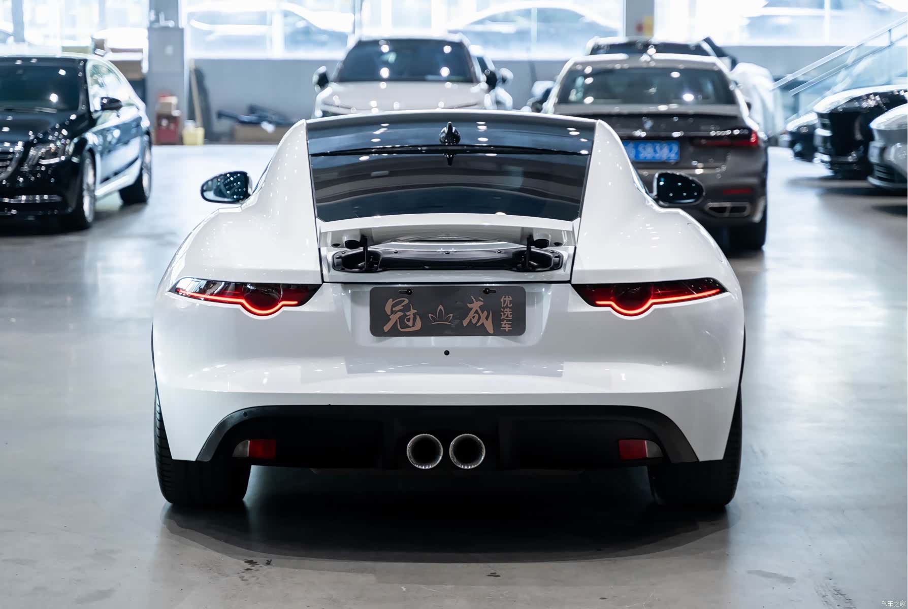 Jaguar F-TYPE, 2017 6