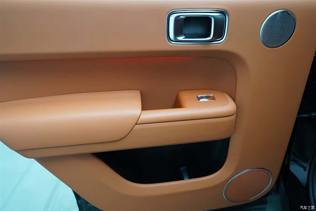 Li Auto L9, 2023 13