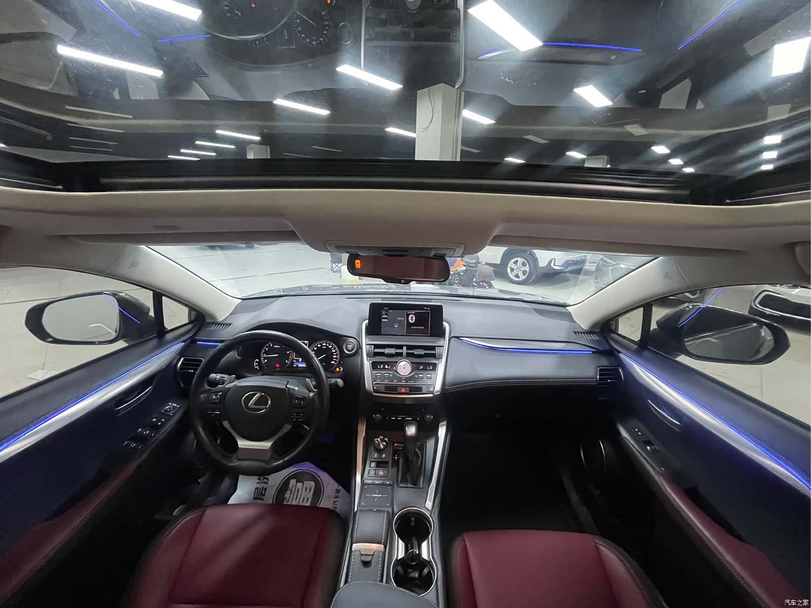 Lexus NX, 2020 22