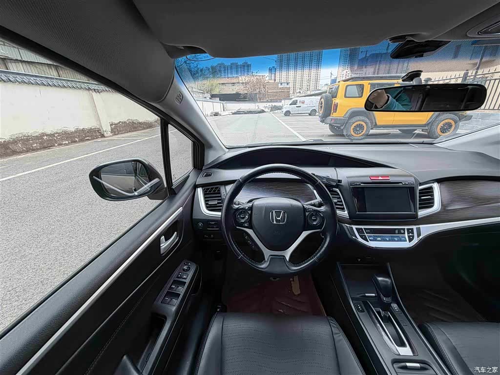 Honda Jade, 2015 9