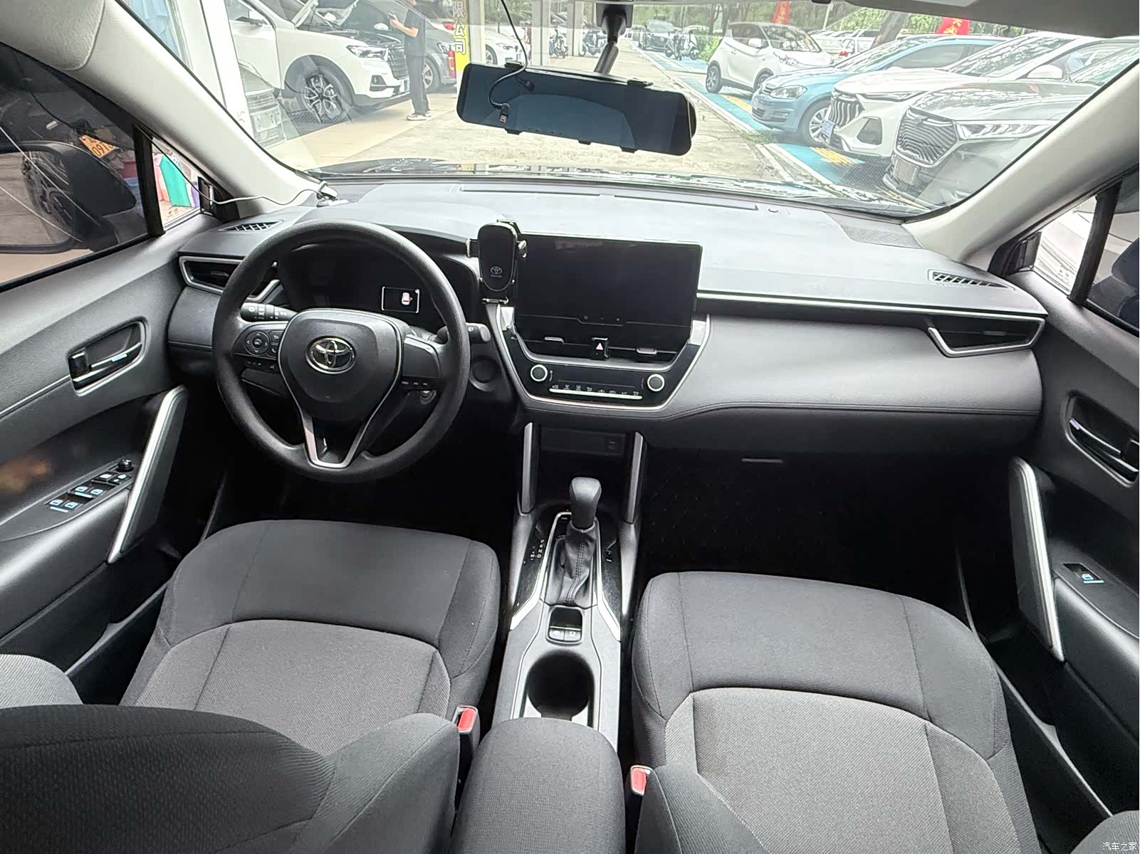 Toyota Frontlander, 2024 6