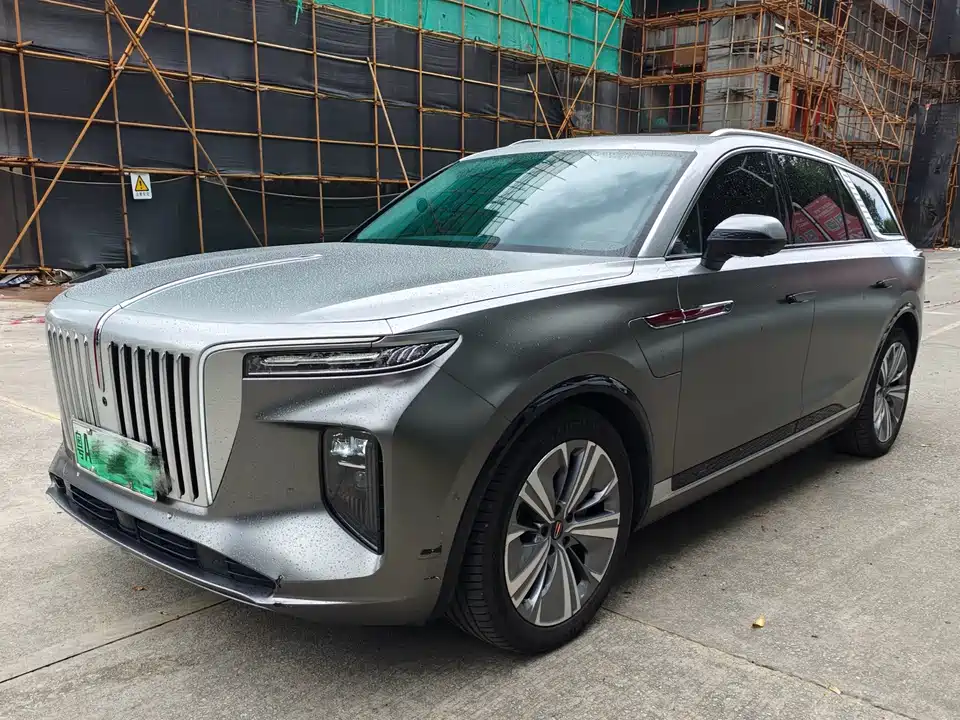 Hongqi E-HS9