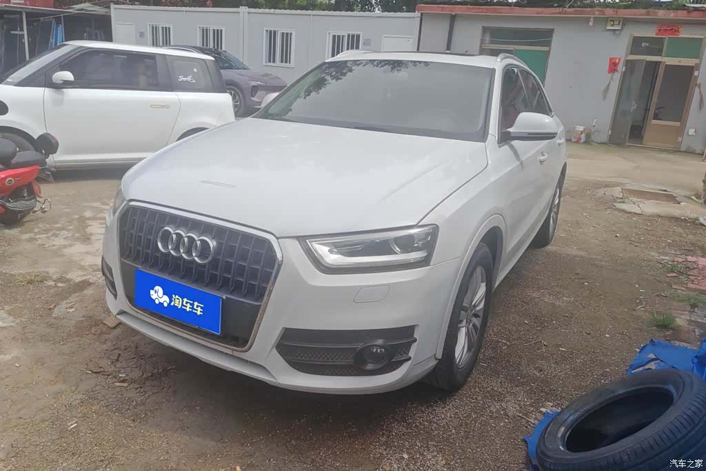 Audi Q3, 2014 1