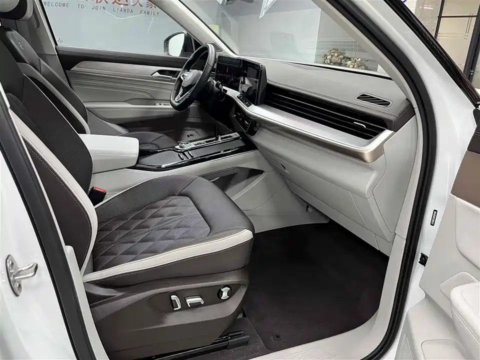 Volkswagen Range patrol