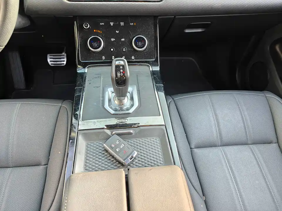 Land Rover Range Rover Aurora Land Rover Range Rover Aurora