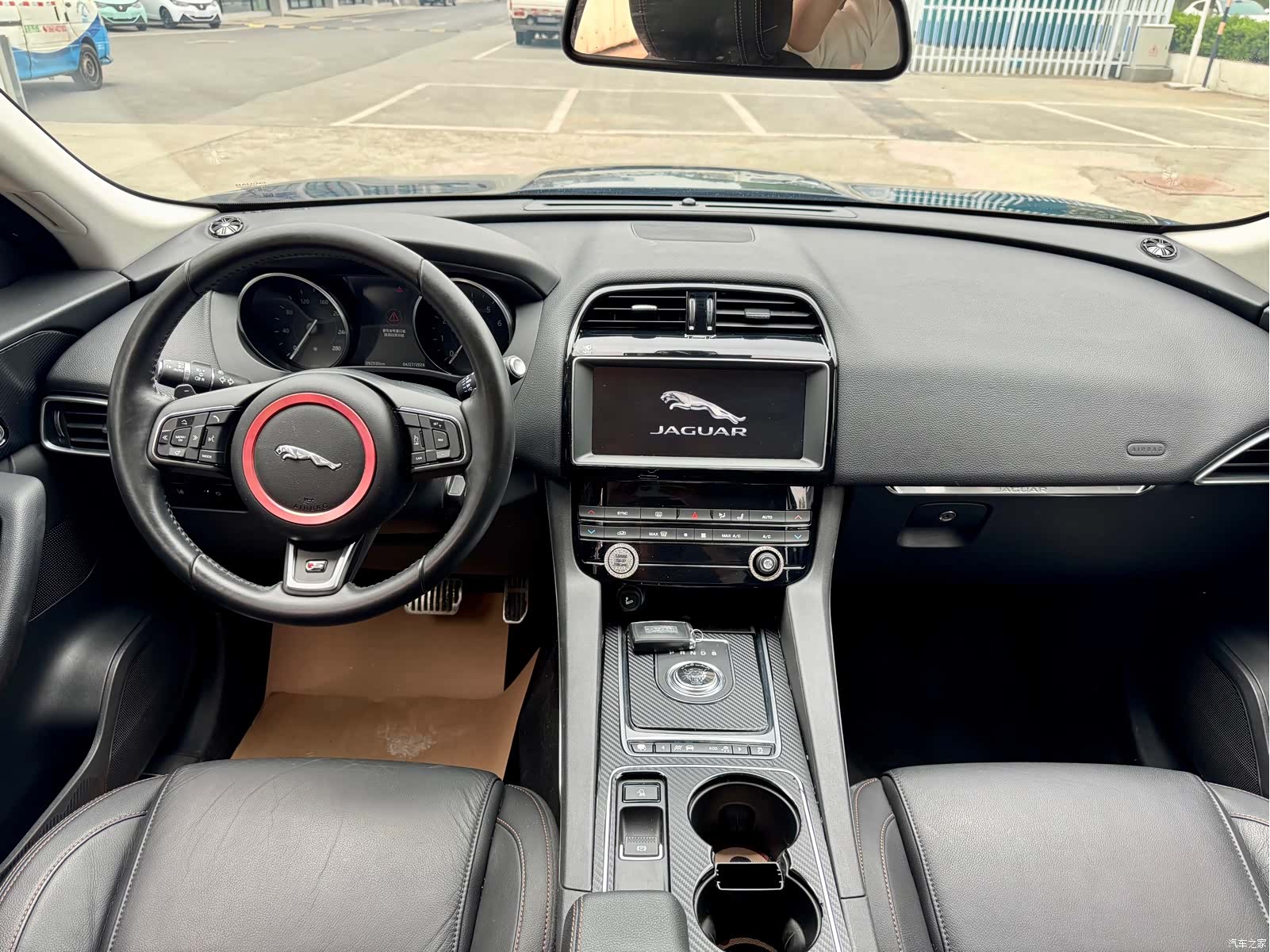 Jaguar F-PACE, 2017 8