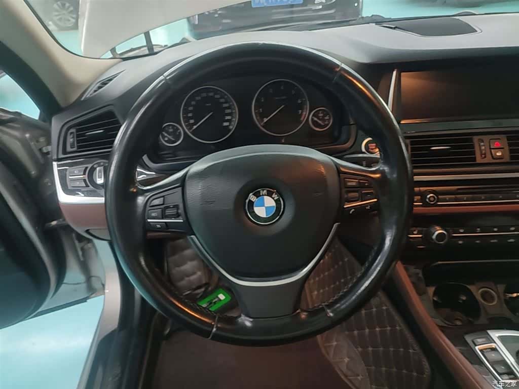 BMW 5 Series, 2016 11