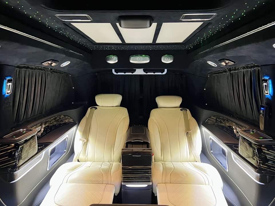 Mercedes-Benz V-class