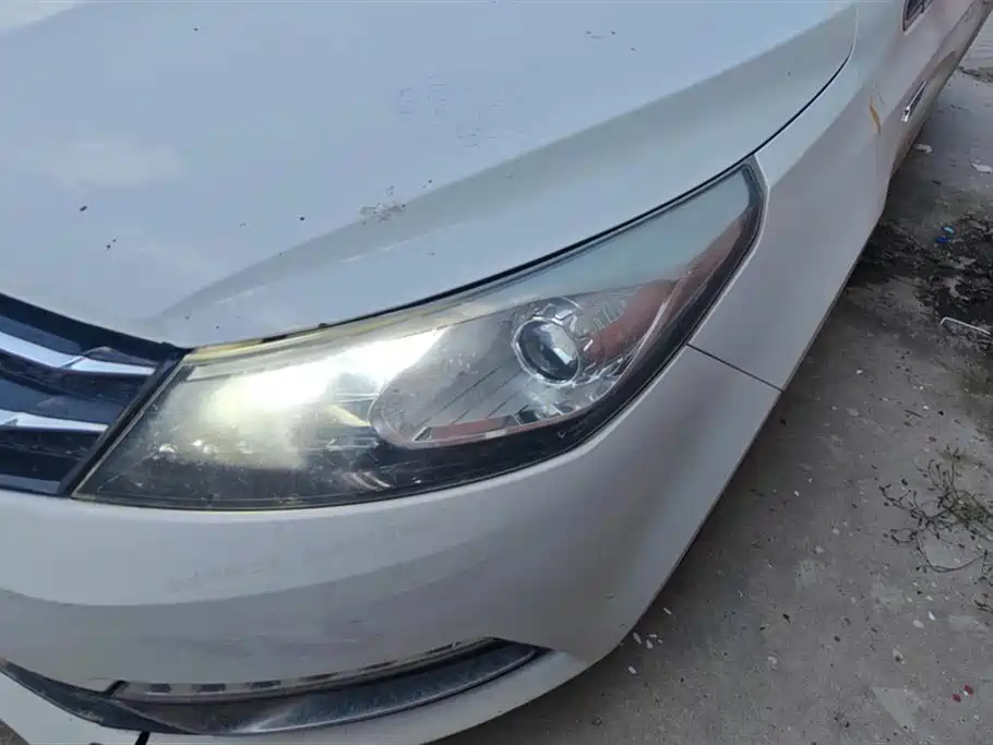 Zotye Z560 Zotye Z560