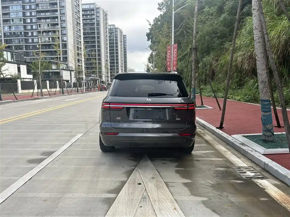 Li Auto Ideal ONE