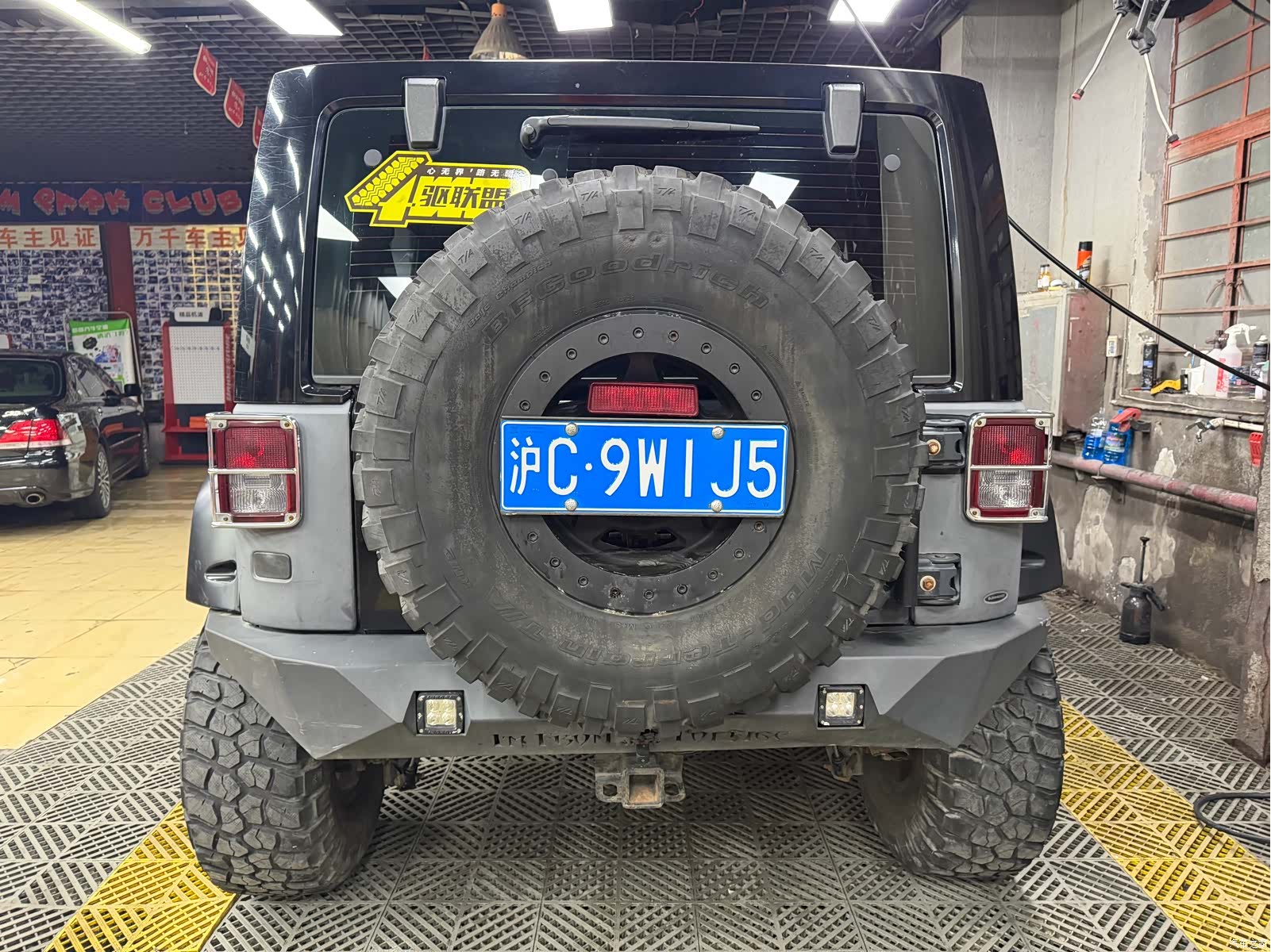 Jeep Wrangler, 2012 все фото