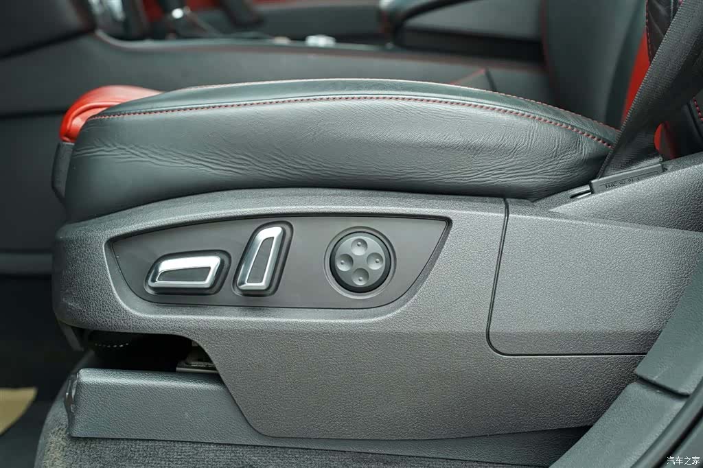 Audi Q7, 2011 14