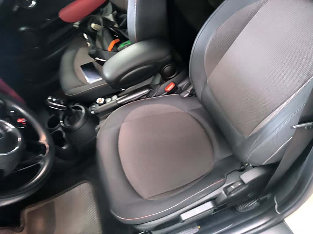 Mini ONE, 2020 11