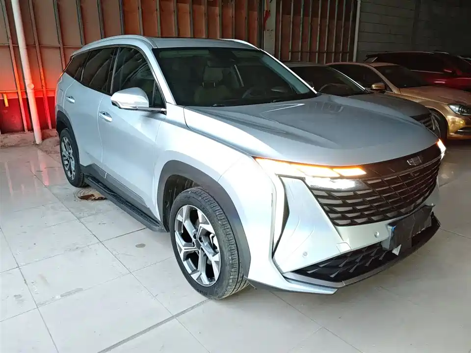 Geely Atlas L