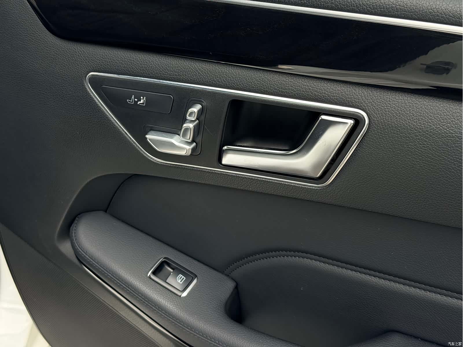 Mercedes-Benz E-Class, 2015 15
