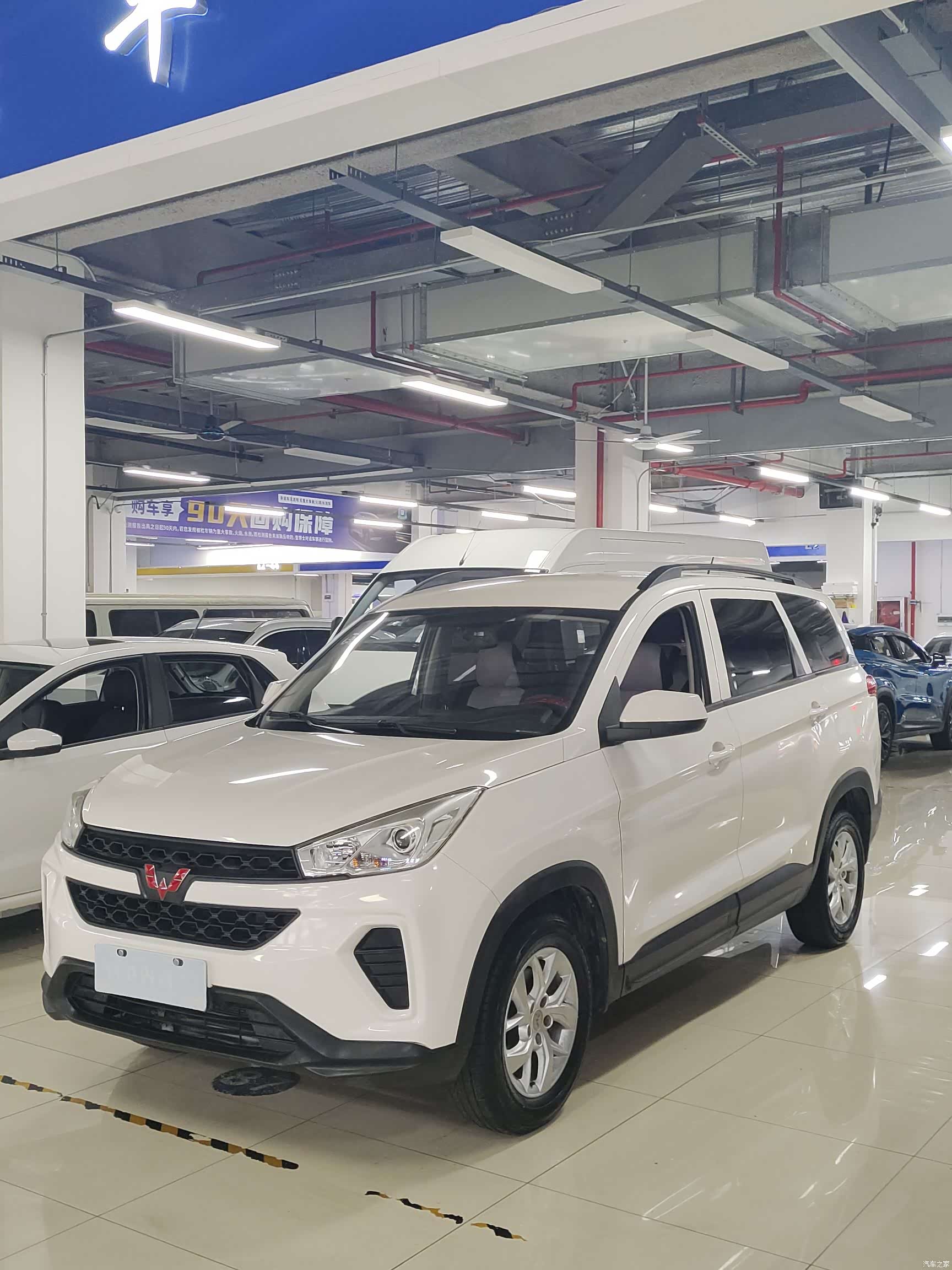 Wuling Hongguang, 2018 3
