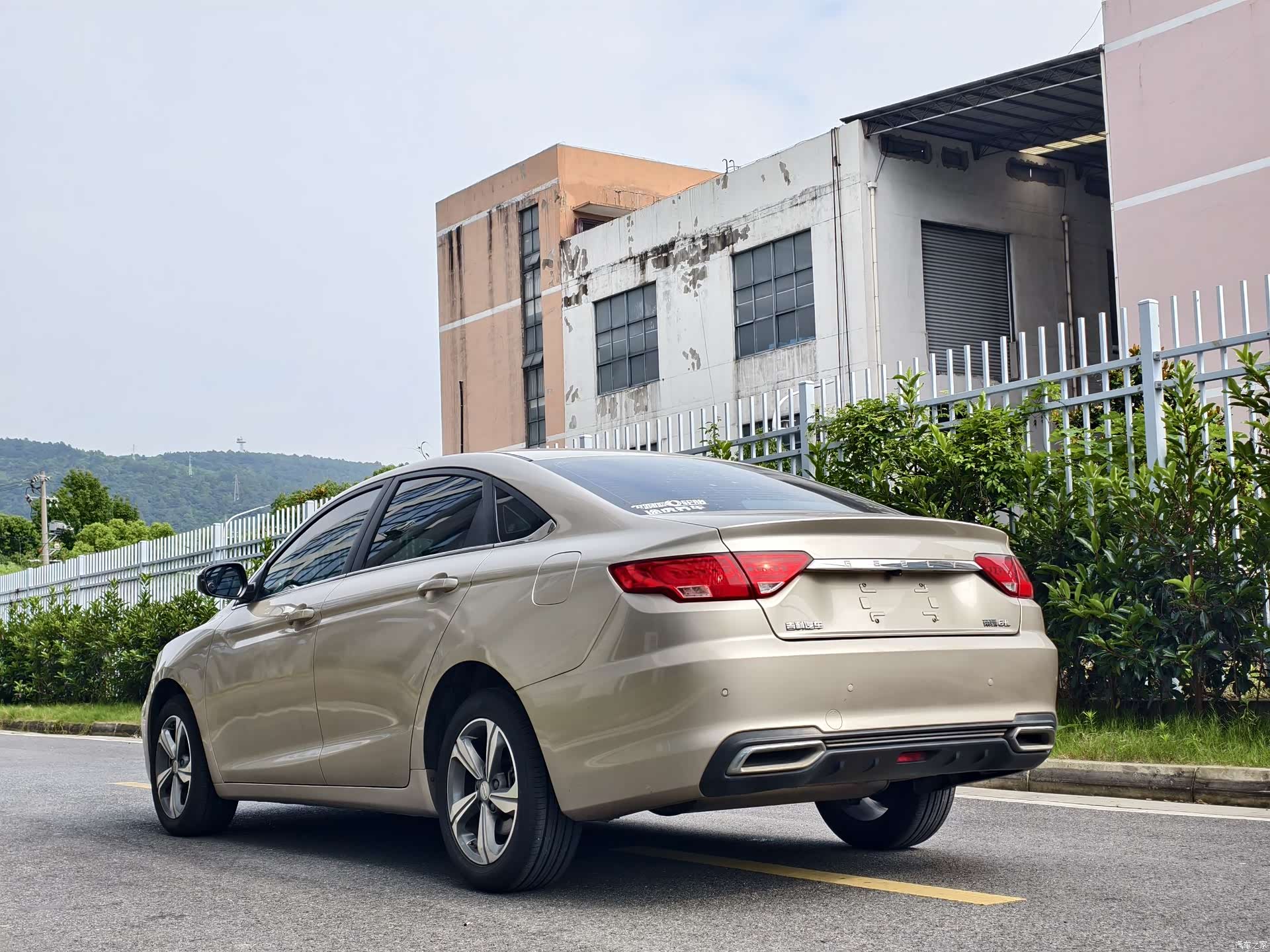 Geely Emgrand, 2020 6