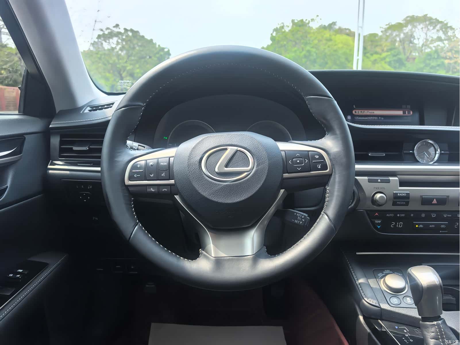 Lexus ES, 2018 16